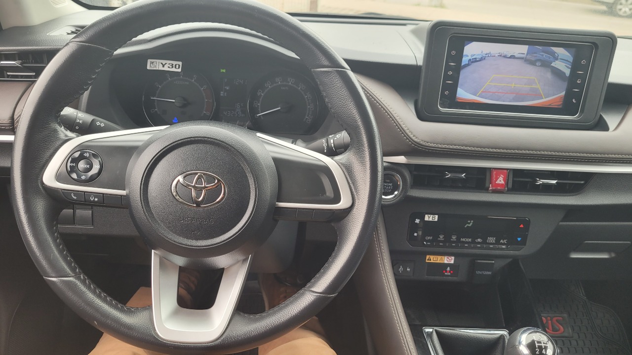 Toyota Yaris Sd1.5 Full Mec. — foto 11 de 15