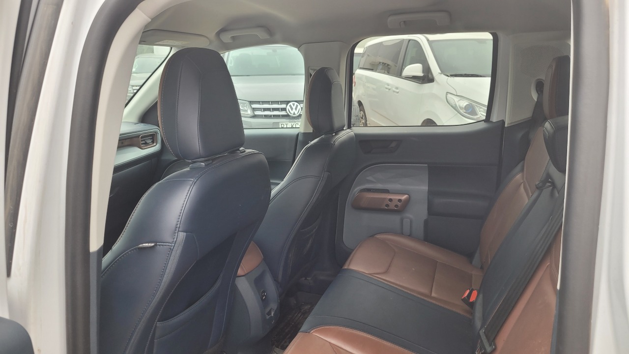 Ford Maverick Lariat 4X4 Full Aut. — foto 12 de 15