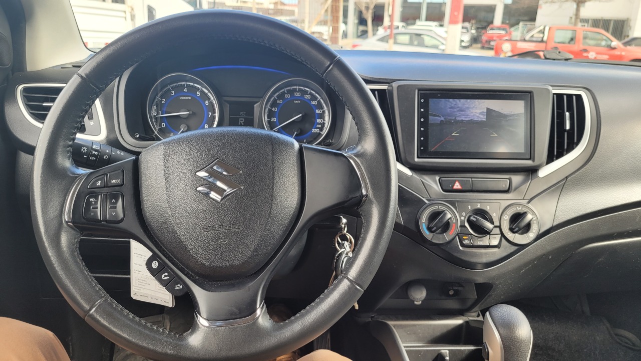 Suzuki Baleno Hb1.4 Full Aut. — foto 9 de 15