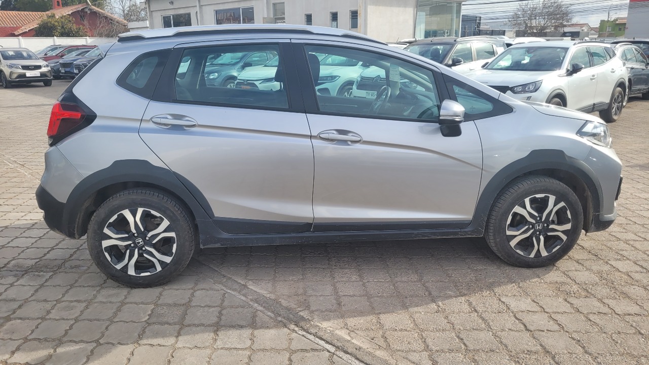 Honda Wr V Ex 4X2 1.5 Full Aut. — foto 8 de 15