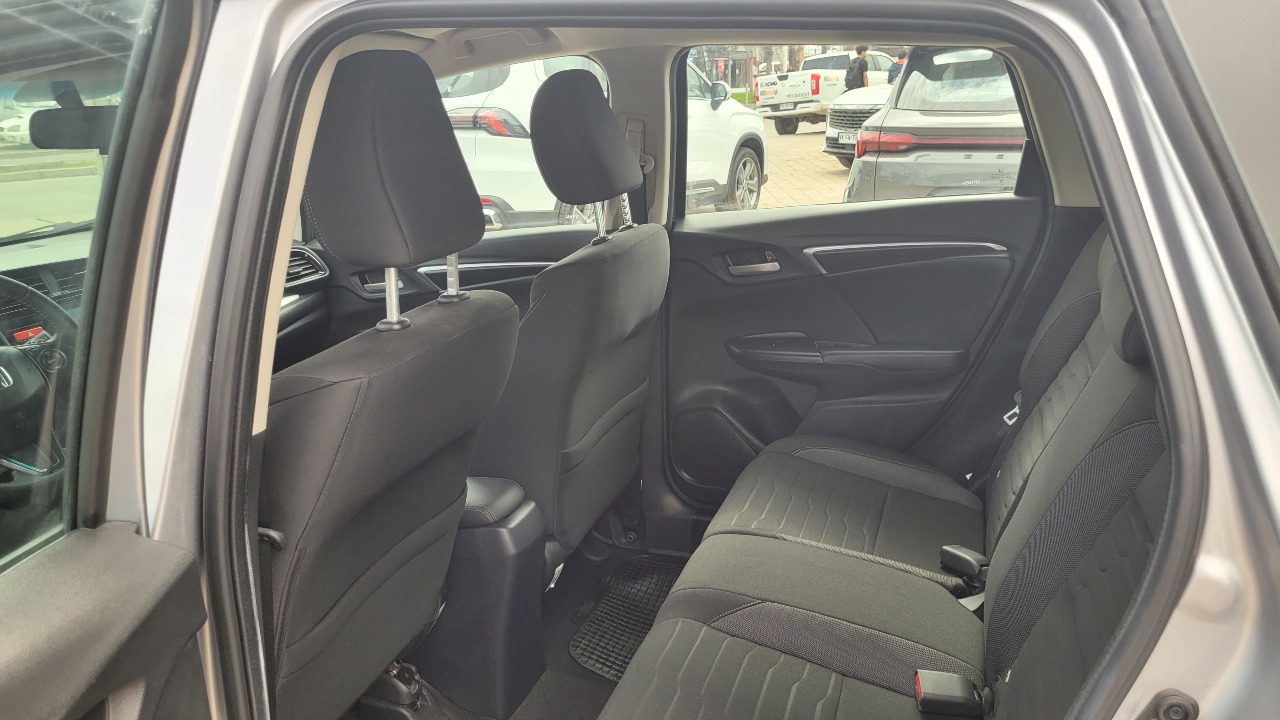 Honda Wr V Ex 4X2 1.5 Full Aut. — foto 13 de 15