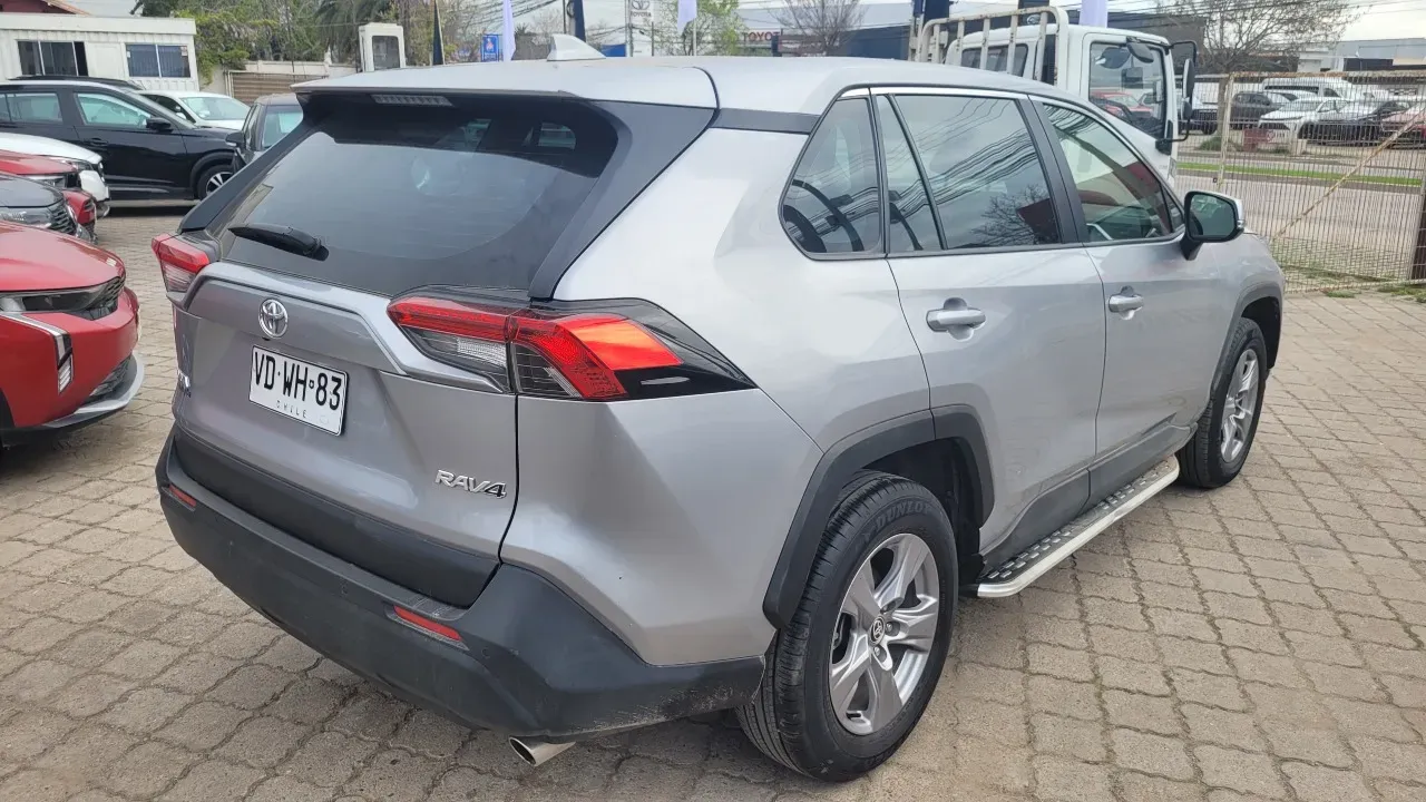 Toyota Rav4 4X2 2.0 Full Aut. — foto 4 de 15