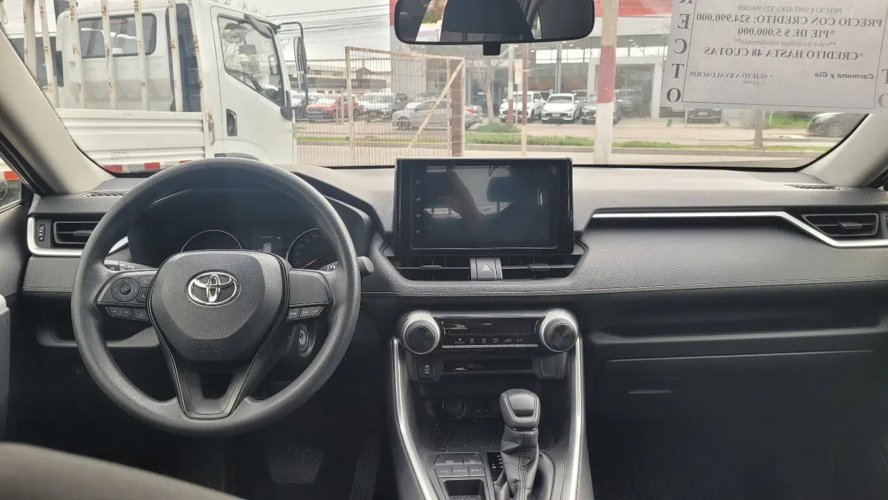 Toyota Rav4 4X2 2.0 Full Aut. — foto 13 de 15