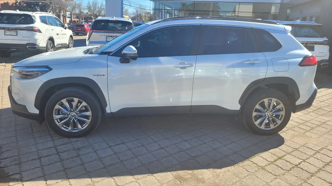 Toyota Corolla Cross Xei Cvt1.8 Hybrido — foto 2 de 15