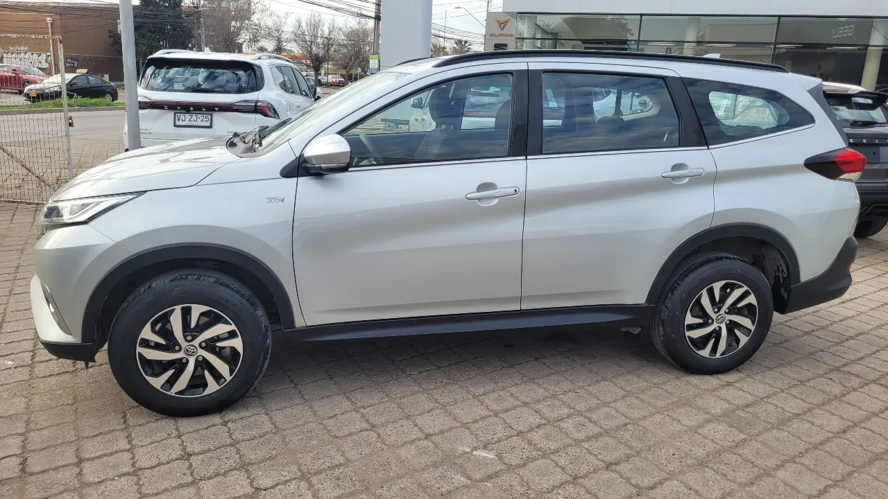 Toyota Rush Xli1.5 Full Mec. — foto 7 de 14
