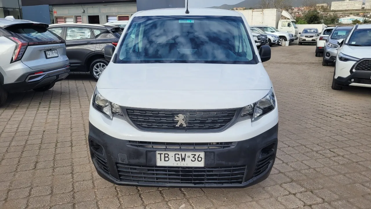 Peugeot Partner Blue Hdi1.5 Full Mec. — foto 2 de 15