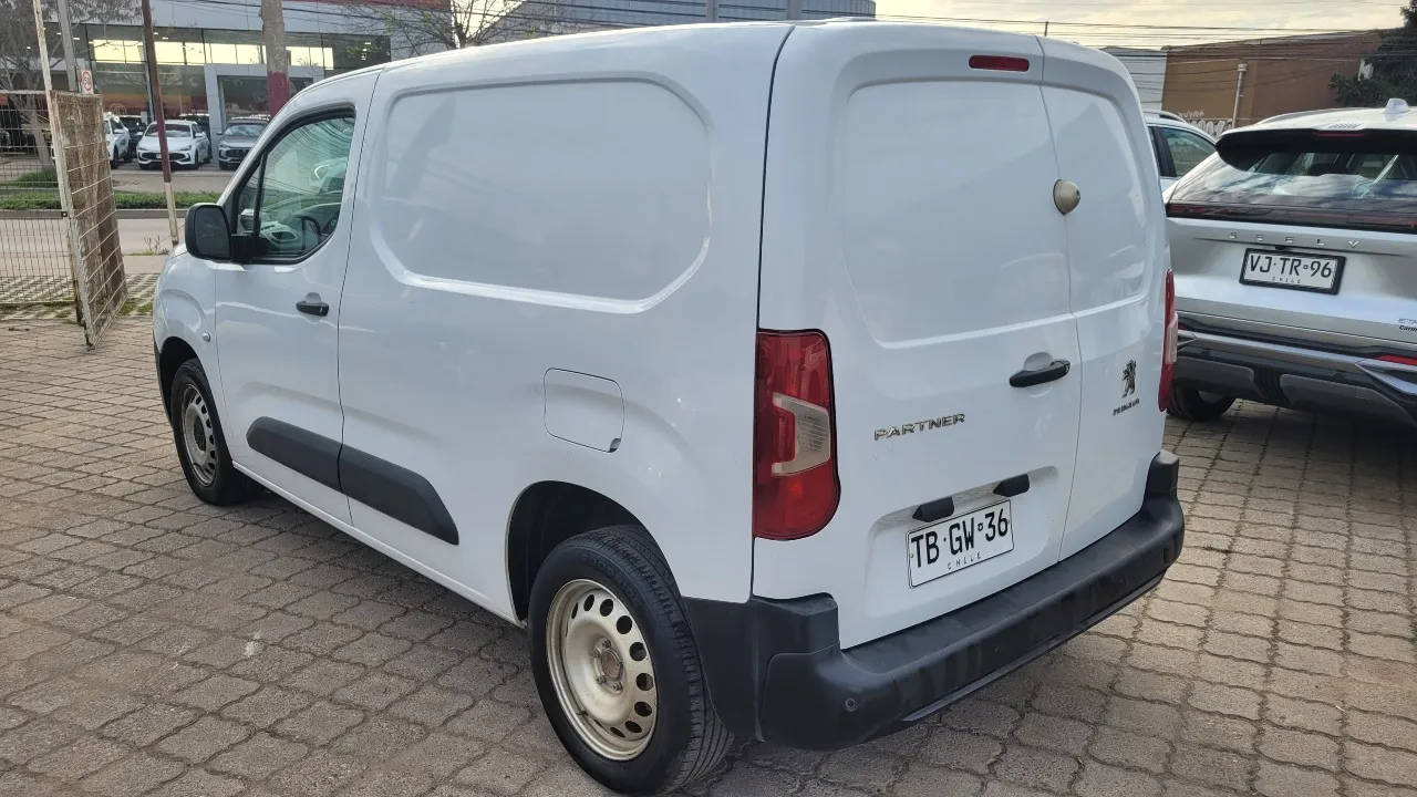 Peugeot Partner Blue Hdi1.5 Full Mec. — foto 4 de 15