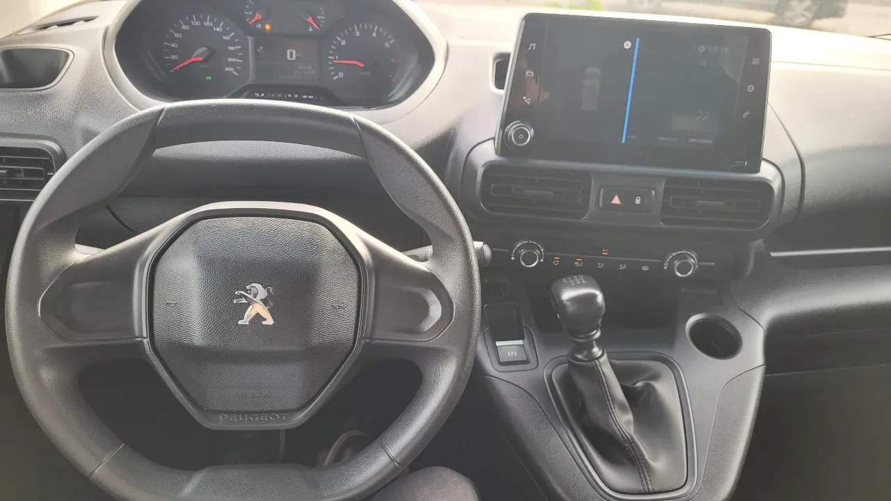 Peugeot Partner Blue Hdi1.5 Full Mec. — foto 11 de 15