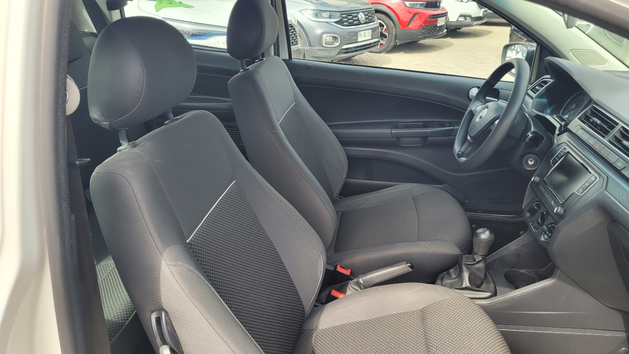 Volkswagen Saveiro Dc 4X2 1.6 Full Mec. — foto 13 de 15