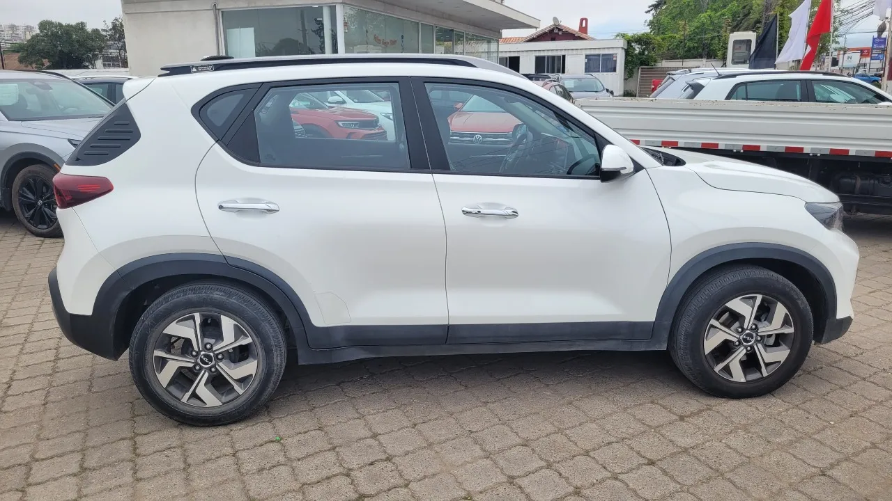 KIA Sonet Ex1.5 Full Mec. — foto 7 de 15