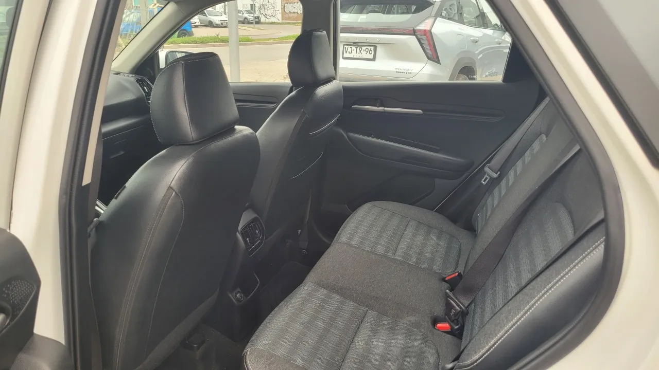 KIA Sonet Ex1.5 Full Mec. — foto 13 de 15