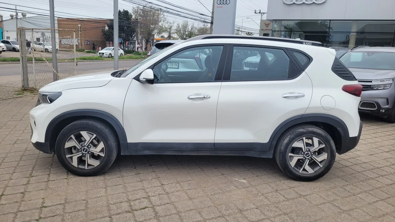 KIA Sonet Ex1.5 Full Mec. — foto 5 de 15