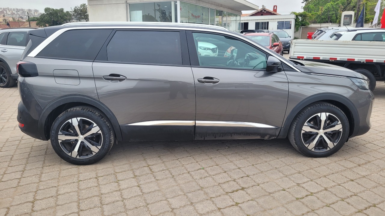 Peugeot 5008 Blue Hdi130 1.5 Full Aut. — foto 7 de 15