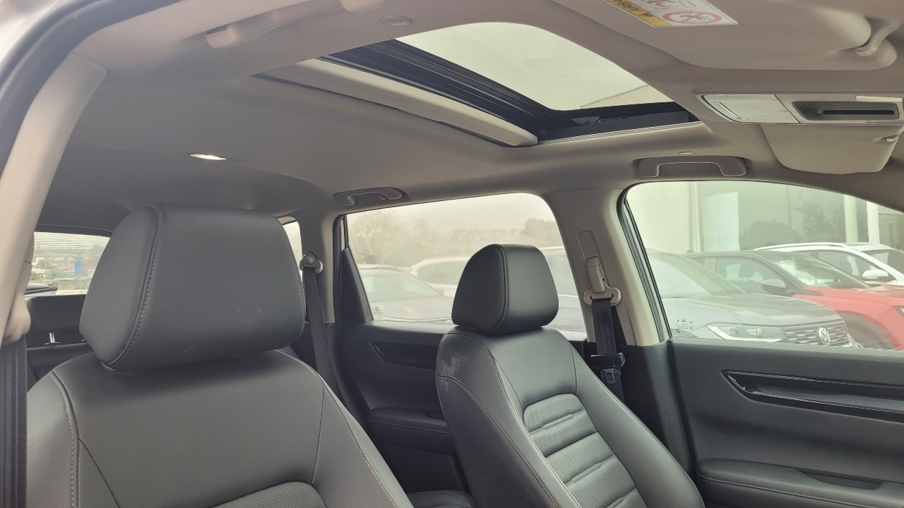 Honda Crv Touring Awd1.5 Full Aut. — foto 13 de 16