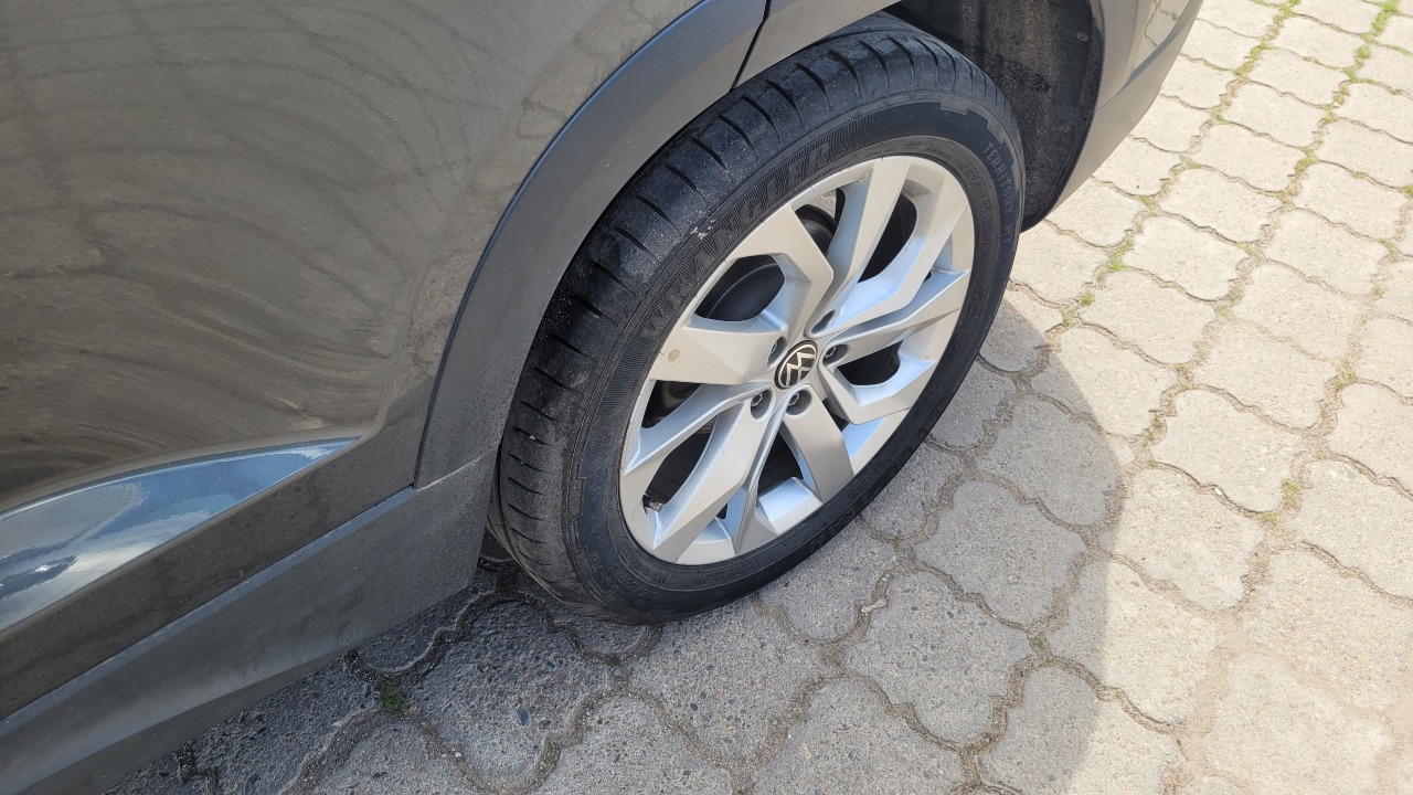 Volkswagen Taos Tsi 4X2 1.4 Full Aut. — foto 11 de 16