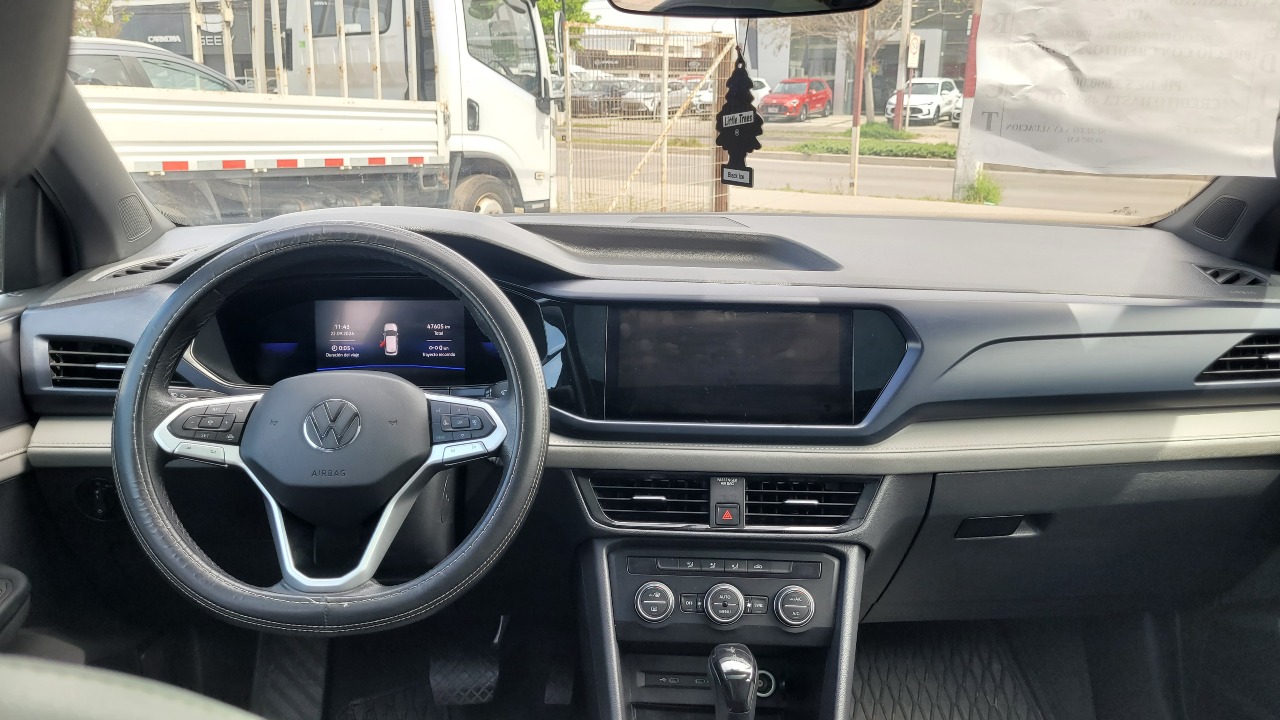 Volkswagen Taos Tsi 4X2 1.4 Full Aut. — foto 13 de 16