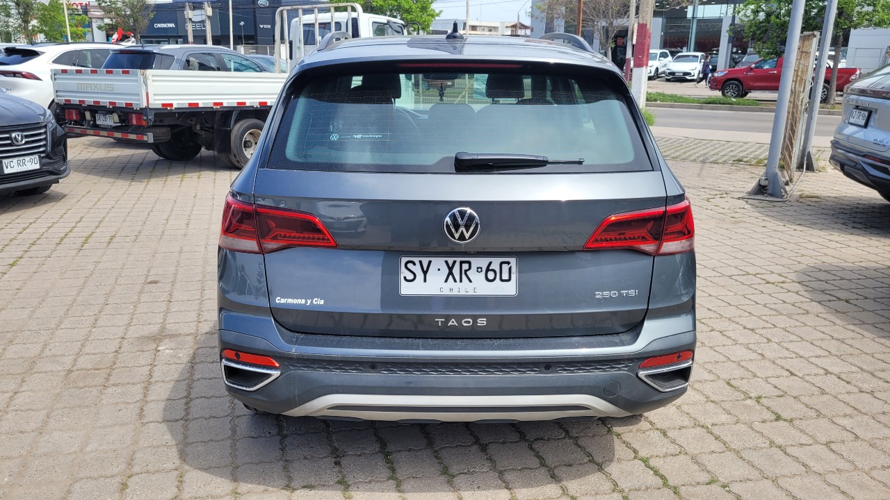Volkswagen Taos Tsi 4X2 1.4 Full Aut. — foto 16 de 16