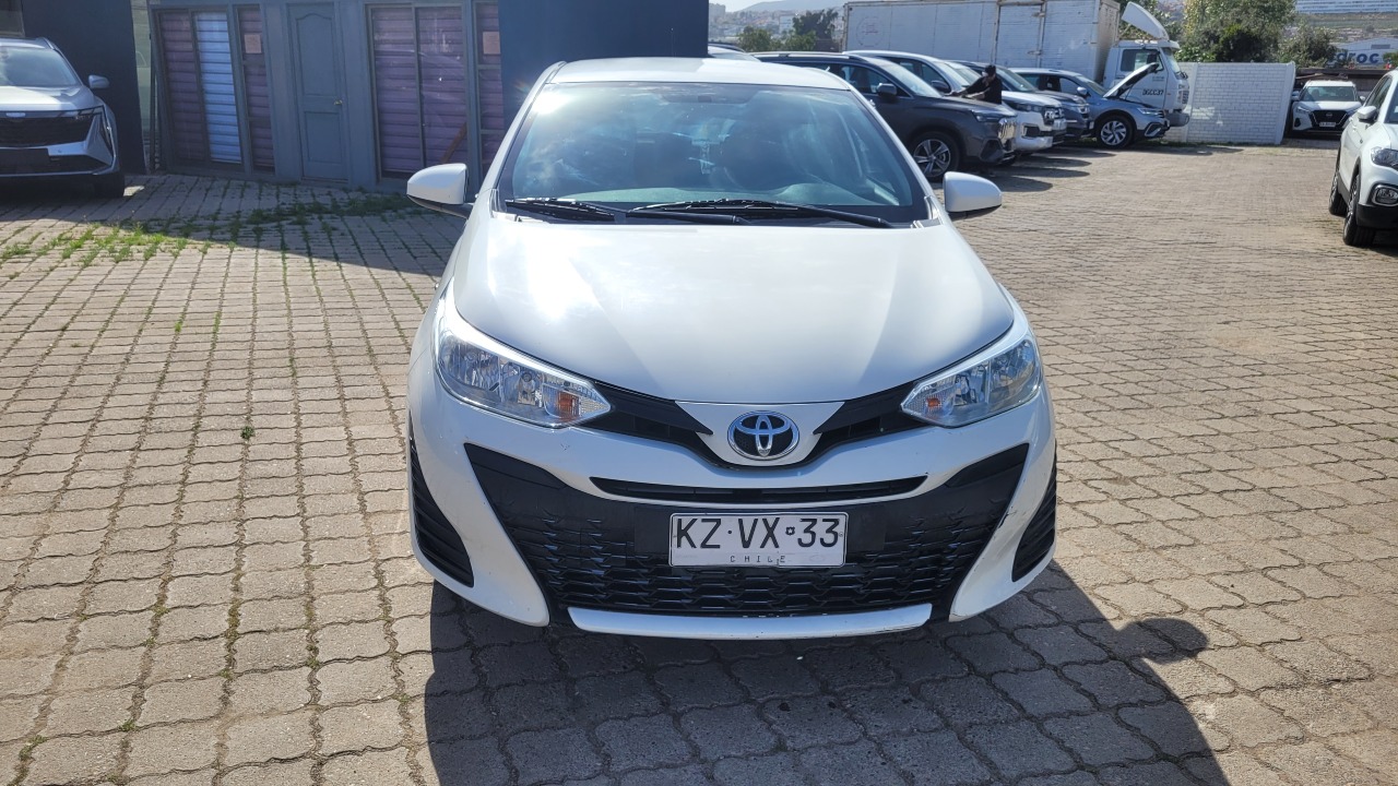 Toyota Yaris Sport Hb1.5 Full Mec. — foto 2 de 15
