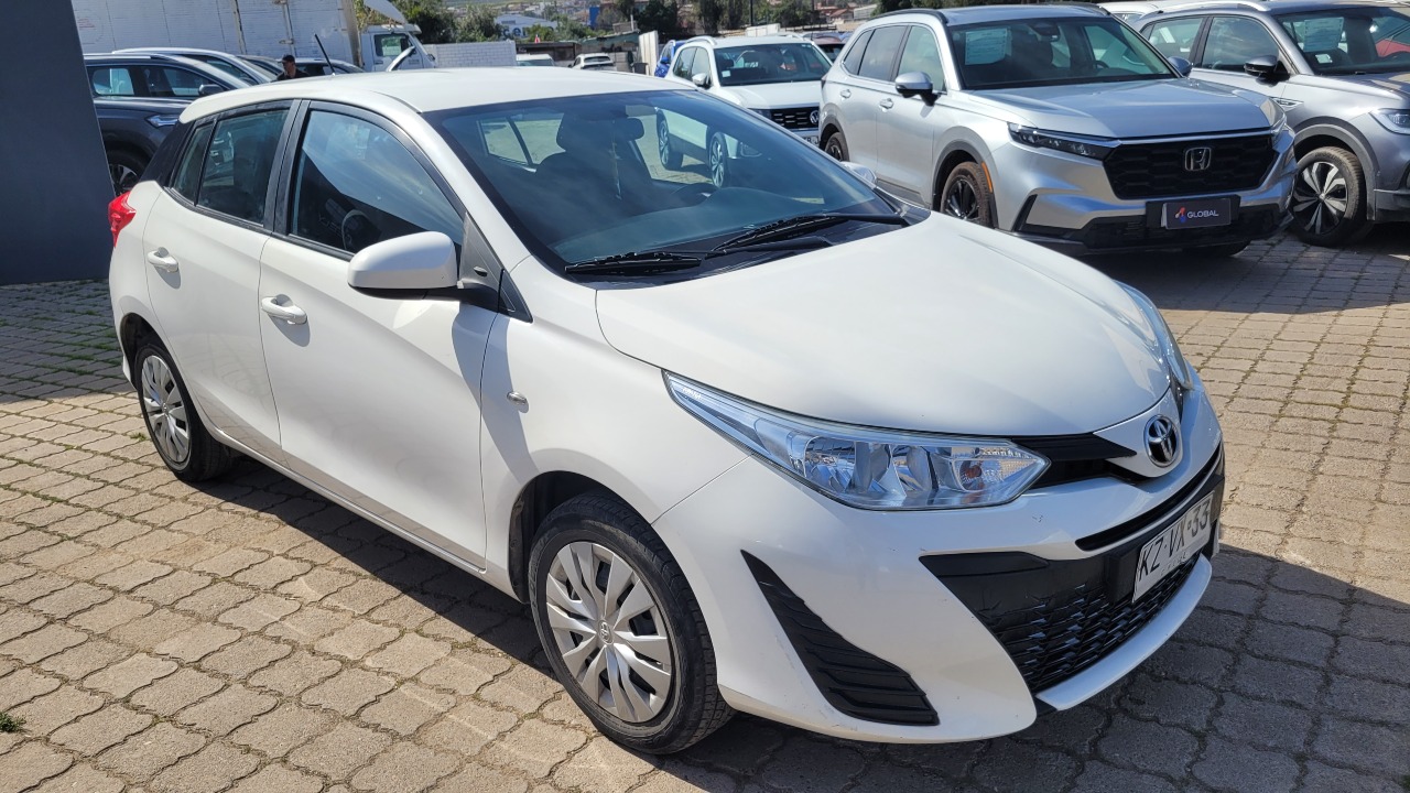 Toyota Yaris Sport Hb1.5 Full Mec. — foto 3 de 15