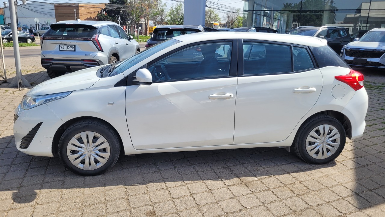 Toyota Yaris Sport Hb1.5 Full Mec. — foto 5 de 15