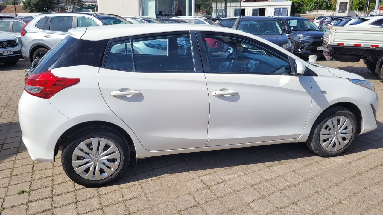 Toyota Yaris Sport Hb1.5 Full Mec. — foto 8 de 15