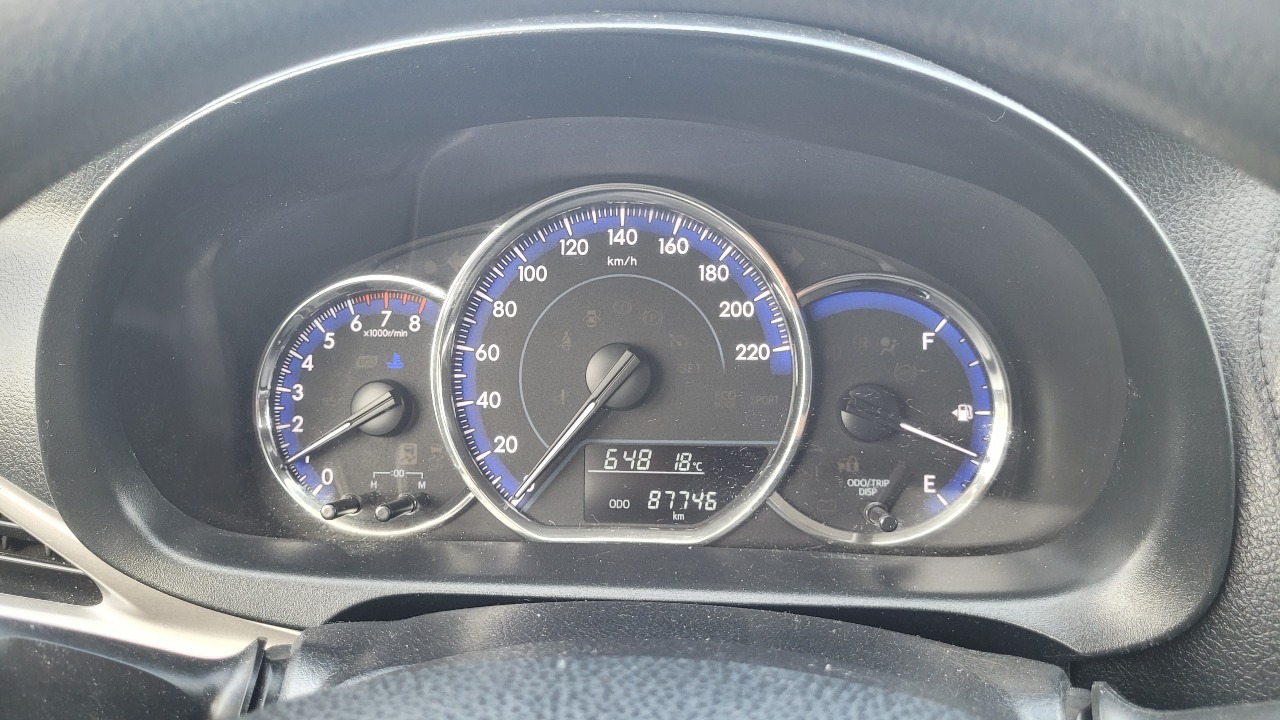 Toyota Yaris Sport Hb1.5 Full Mec. — foto 9 de 15