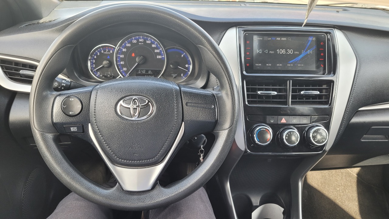 Toyota Yaris Sport Hb1.5 Full Mec. — foto 10 de 15