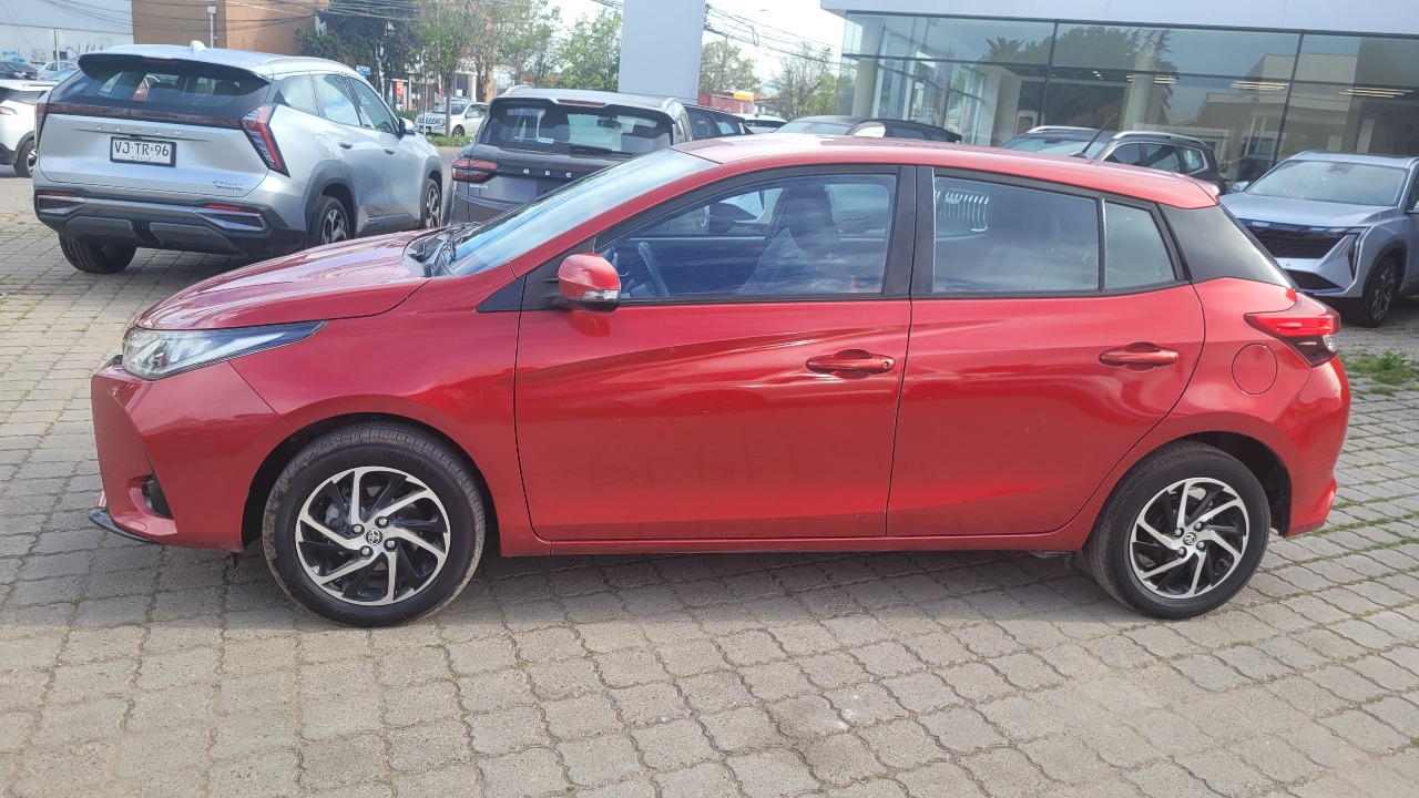 Toyota Yaris Sport Hb1.5 Full Mec. — foto 5 de 15