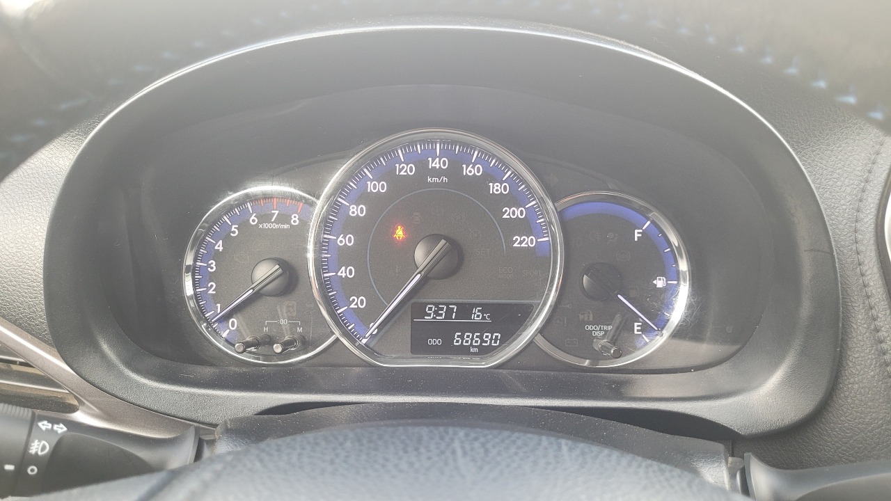 Toyota Yaris Sport Hb1.5 Full Mec. — foto 9 de 15