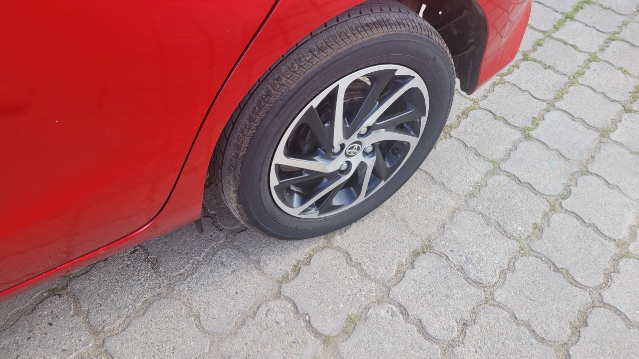 Toyota Yaris Sport Hb1.5 Full Mec. — foto 13 de 15