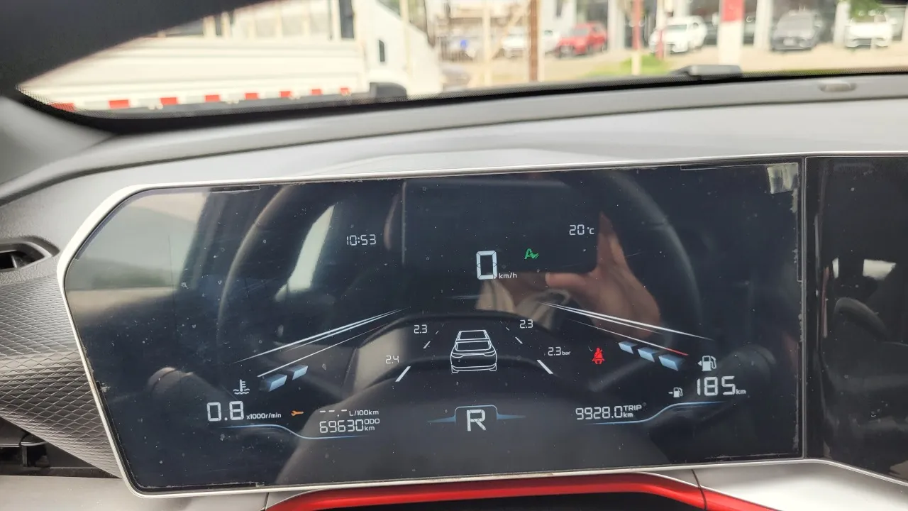 Geely Coolray 1.5 Full Aut. — foto 9 de 15