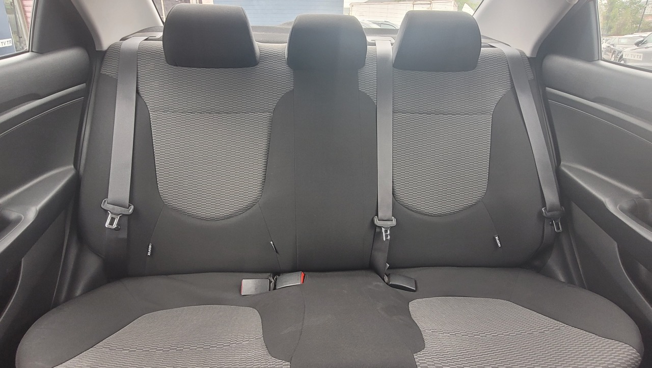 Hyundai Verna Cb1.4 Full Mec. — foto 3 de 15