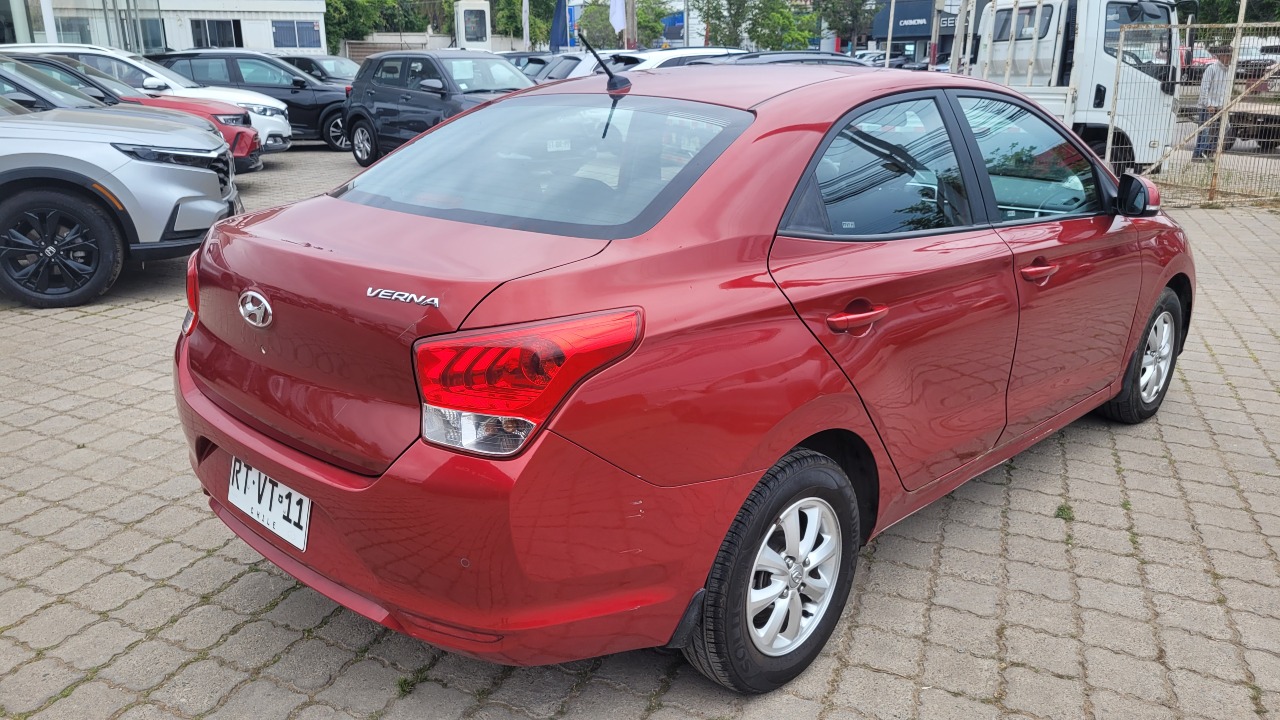 Hyundai Verna Cb1.4 Full Mec. — foto 7 de 15