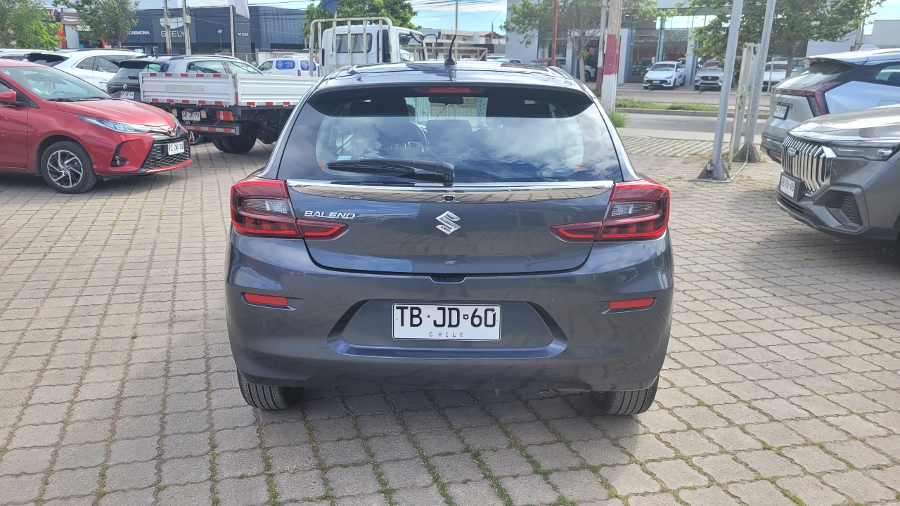 Suzuki Baleno 4X2 1.5 Full Aut. — foto 6 de 15