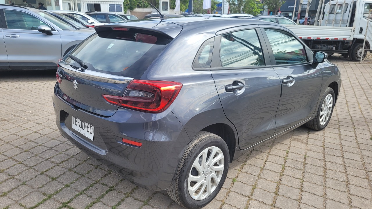Suzuki Baleno 4X2 1.5 Full Aut. — foto 7 de 15