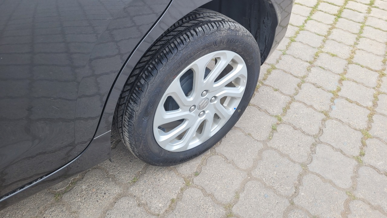 Suzuki Baleno 4X2 1.5 Full Aut. — foto 14 de 15